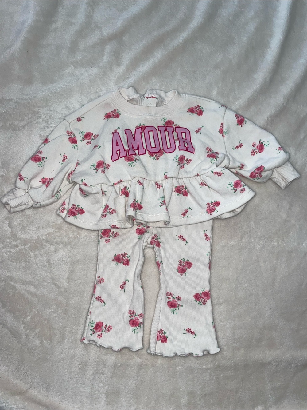 Target Amour Floral Ruffle Pajama Set - White with Pink